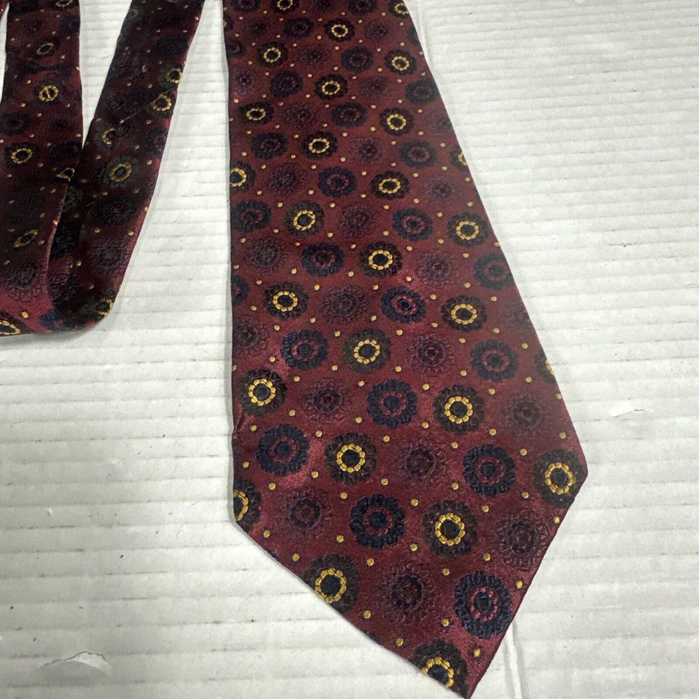 Barbara Blank Neck Tie Burgundy Geometric 100% Silk Made NYC. 60" - Picture 2 of 5